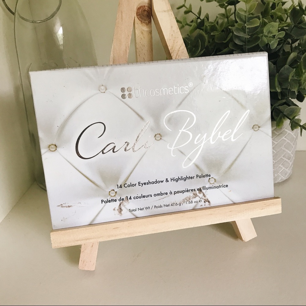 Carli Bybel eyeshadow palette